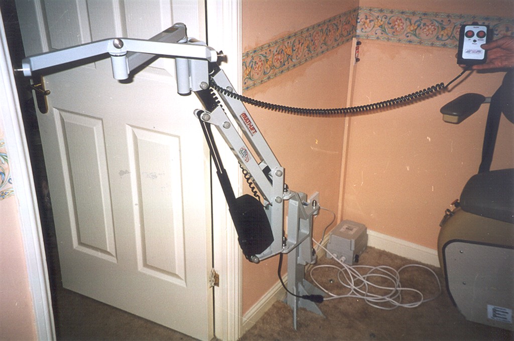 ML JUL00_13.jpg